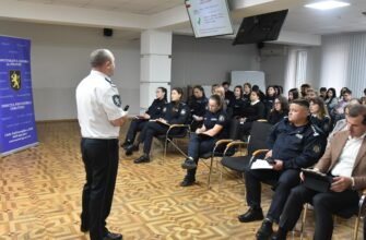 Polițiștii Direcției Prevenirea Corupției a IGP au desfășurat o sesiune de informare pentru angajații IGP