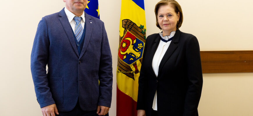 presedinta comisiei de control al finantelor publice