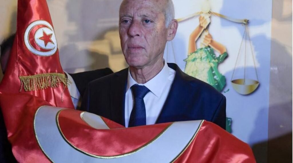 Preşedintele Tunisiei a refuzat fondurile alocate de Uniunea Europeană. Potrivit acestuia, sunt asemănătoare cu"mila" 1 Preşedintele Tunisiei a refuzat fondurile alocate de Uniunea Europeană. Potrivit acestuia, sunt asemănătoare cu"mila"