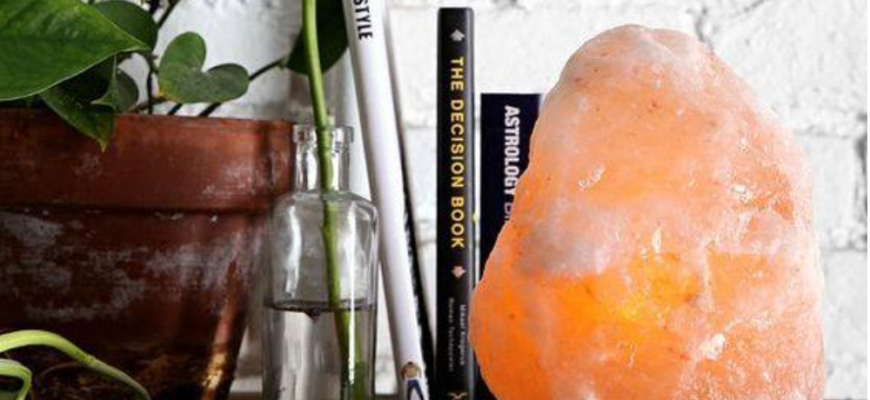 recunosti o lampa cu sare de himalaya contrafacuta