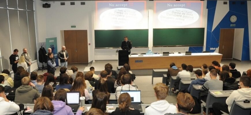 Studenții din 12 universități din țară vor participa la mai multe Quiz-uri Pro-Integritate, organizate de Centrul Național Anticorupție
