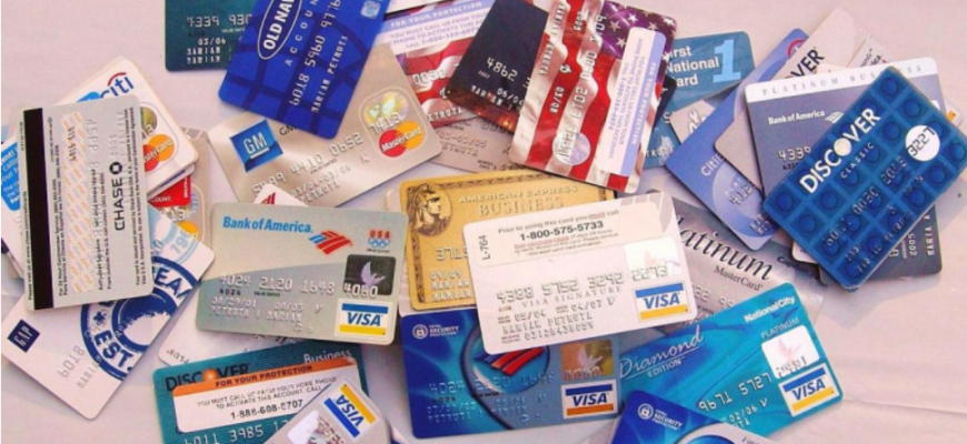 un atelier de fabricare ilegala a dispozitivelor de clonare a cartelelor bancare.jpg