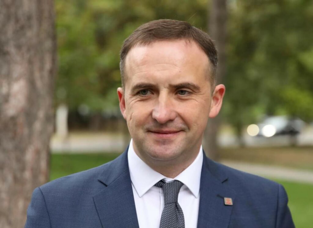 vadim brinzaniuc promite