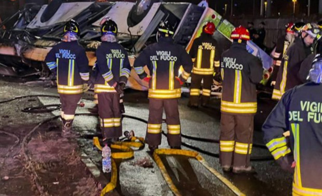 Cine sunt victimele accidentului din Veneţia, unde un autobuz s-a răsturnat şi 21 de persoane, printre care 4 români, au murit 6 Cine sunt victimele accidentului din Veneţia, unde un autobuz s-a răsturnat şi 21 de persoane, printre care 4 români, au murit