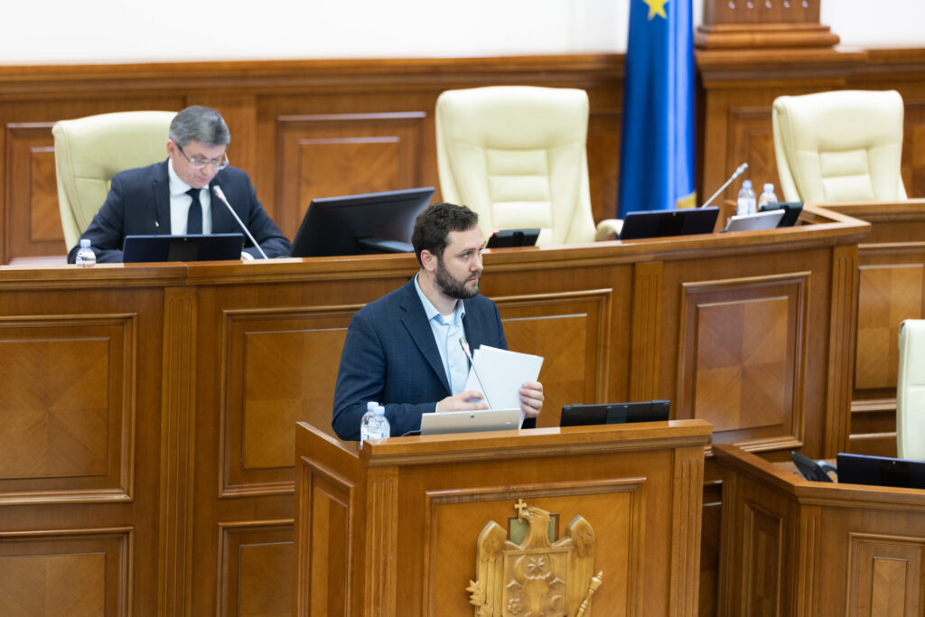 53320307999 3d20dfe16b k