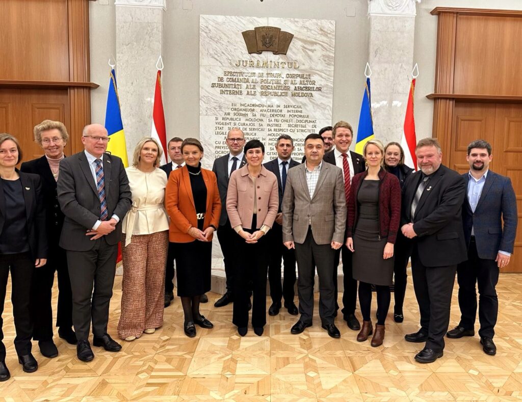 afaceri externe si aparare din parlamentul norvegiei