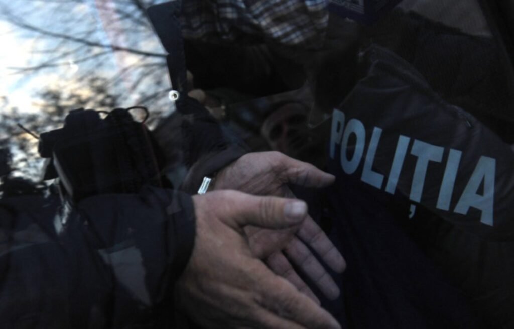 23 de polițiști de frontieră de la PTF Calafat, arestaţi preventiv 1 23 de polițiști de frontieră de la PTF Calafat, arestaţi preventiv