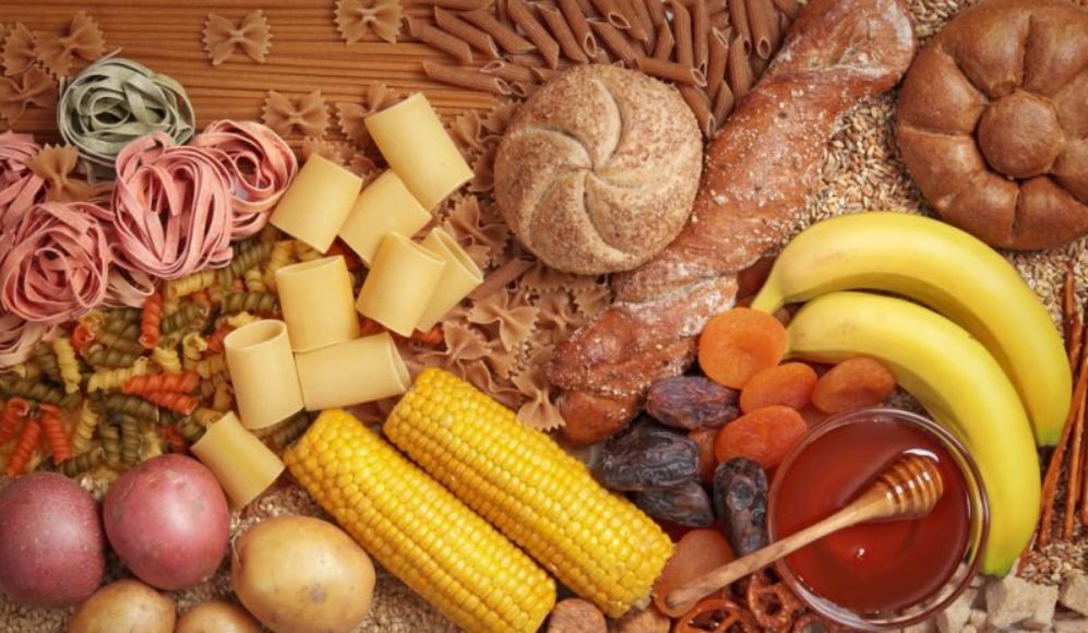 Carbohidrații oferă multe beneficii pentru sănătate. Opțiunile sănătoase și cele nesănătoase