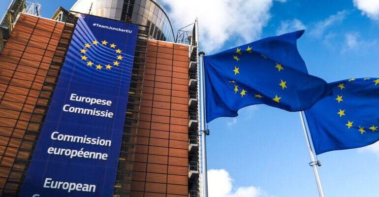 executivul uniunii europene va recomanda miercuri blocului comunitar sa deschida negocierile de aderare