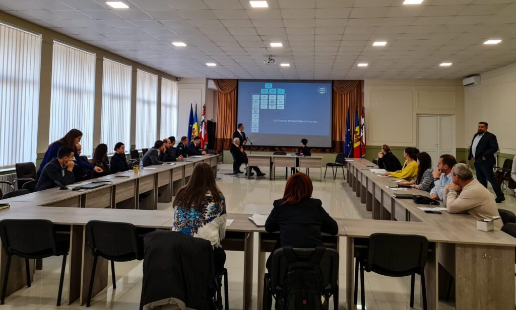 Colegii polonezi sprijină angajații MAI în fortificarea abilităților de comunicare în gestionarea crizelor