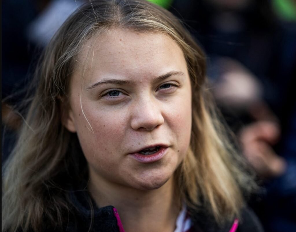 VIDEO// Greta Thunberg, bruscată la un protest cu zeci de mii de oameni în Olanda