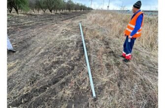 Hoție la drumul mare! Se fură semne rutiere, piloni de dirijare și parapete metalice de pe traseele naționale