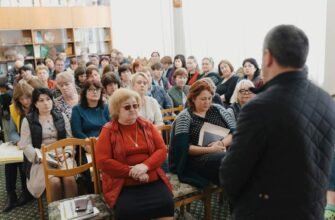 Lilian Carp, candidatul PAS: „Ajunge cu ambuteiajele infernale, cu drumurile pline de gropi, cu curțile vechi și blocurile construite haotic”