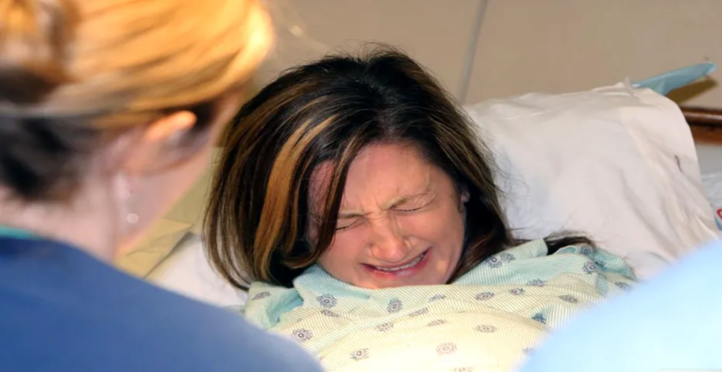 medicii mi au zis ca sunt gravida si nasc