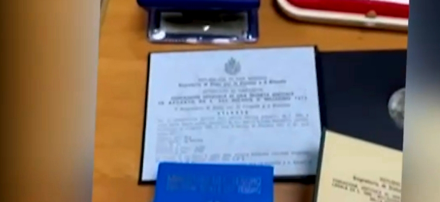 monede presupus din argint