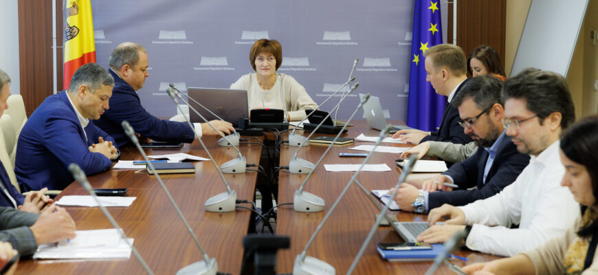 o noua runda de discutii la subiectul asigurarii obligatorii