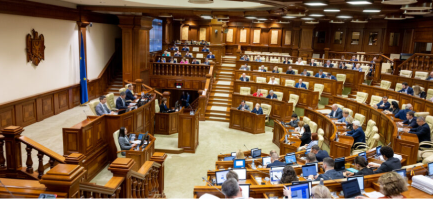 parlamentul a adoptat 98 de acte