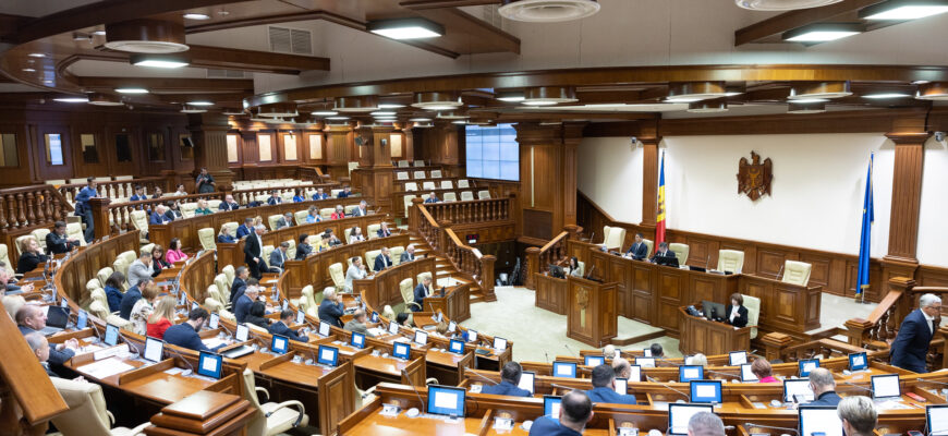 reglementare a operelor