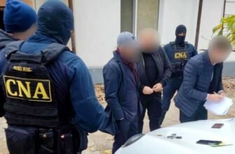 Un ofițer de investigații din cadrul Direcției de Poliție a municipiului Chișinău, reținut de CNA în flagrant. Ar fi pretins 2000 de euro de la un figurant pe o cauză penală