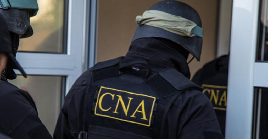 retinut de cna pentru coruptie