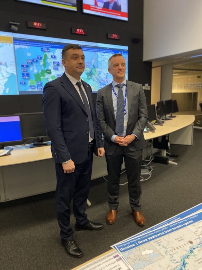 Vizita conducerii MAI la Centrul de coordonare a răspunsului la situații de urgență (ERCC) 2 situatii de urgenta