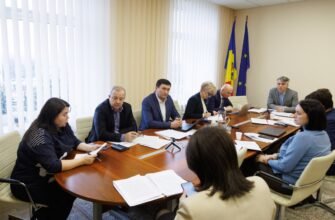 Legea fondurilor asigurării obligatorii de asistență medicală pentru anul 2024 - Sunt planificate venituri și cheltuieli în valoare de 15,4 miliarde de lei
