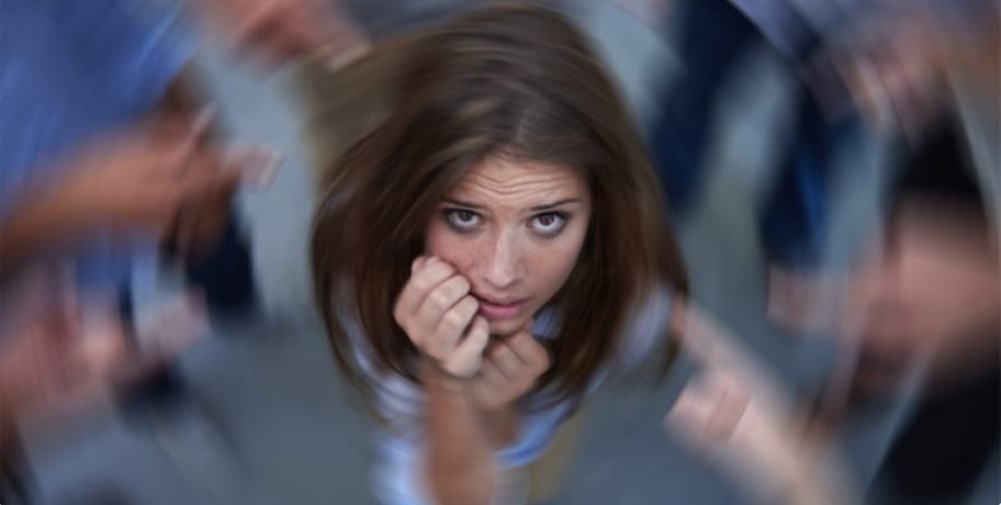 Atac de panică sau atac de anxietate - asemănări și deosebiri, dar și cum pot fi combătute