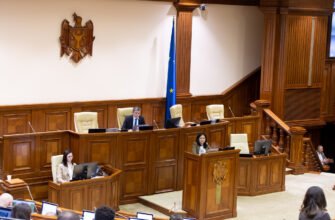 Statutul, conduita și etica deputatului în Parlamentul Republicii Moldova vor fi reglementate. Va fi instituită Comisia de etică și conduită parlamentară