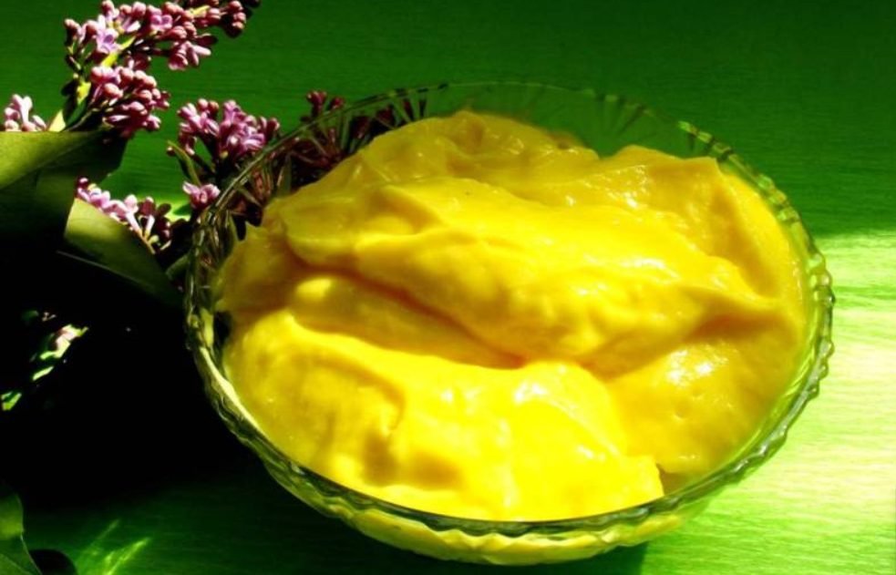 Cremă de vanilie fiartă. Ingredientul magic care oferă profunzime gustului