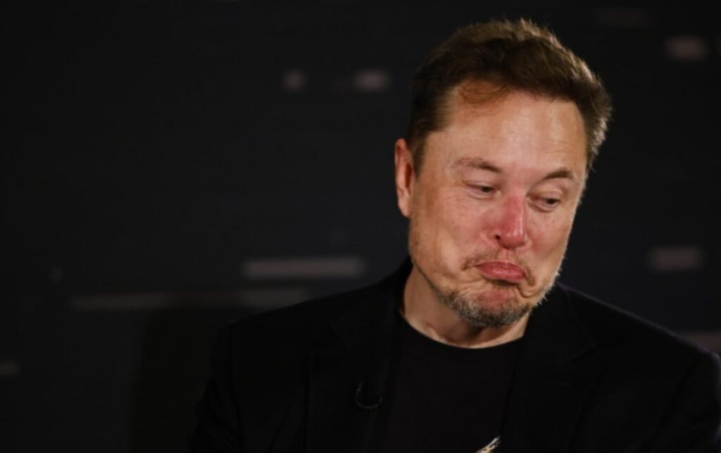 Rețeaua de socializare X poate da faliment după ce Elon Musk i-a înjurat pe publicitari