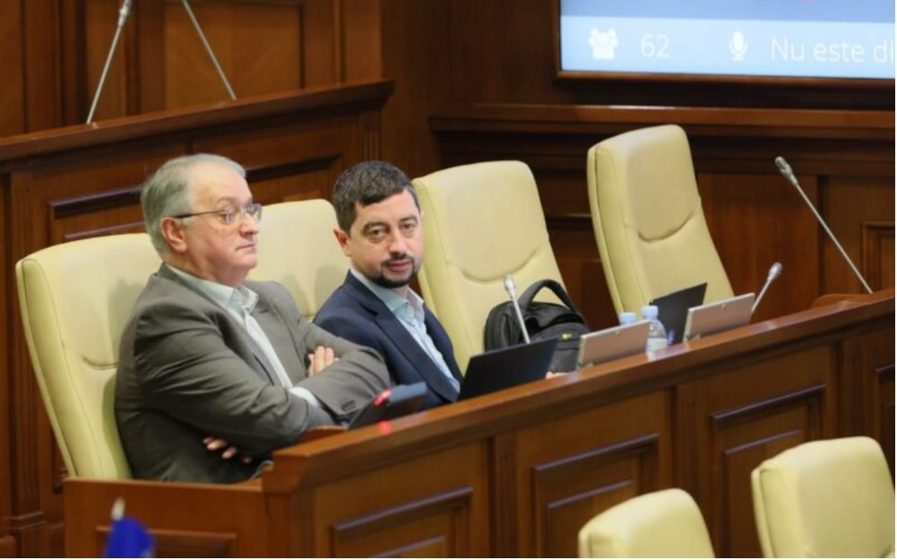 petru macovei si valeriu pasa