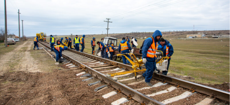 restante la salarii de cateva luni