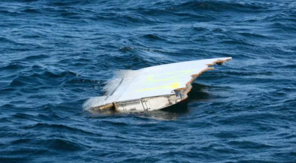 avion prabusit in larg