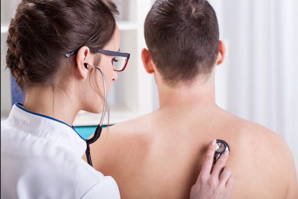Bronșita, numită și "răceala la plămâni" - cauze și simptome. <a>Când să mergi la medic</a> 1 bronsita numita si raceala la plamani