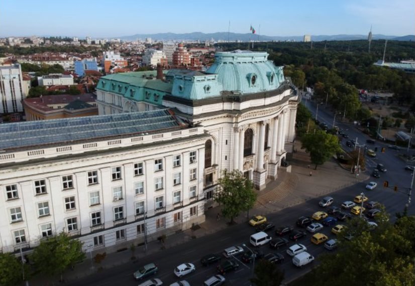 Guvernul bulgar vrea să renunțe la taxele de școlarizare pentru studenții de licență și doctoranzi