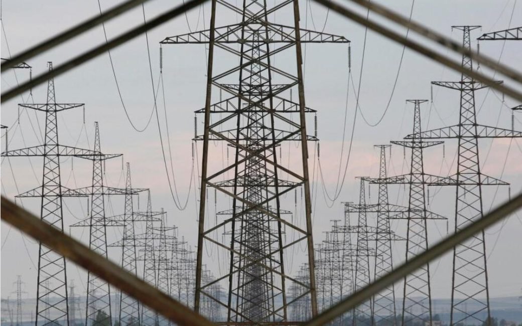 Proprietarii terenurilor necesare liniei electrice Vulcănești-Chișinău informați despre procedura de expropriere