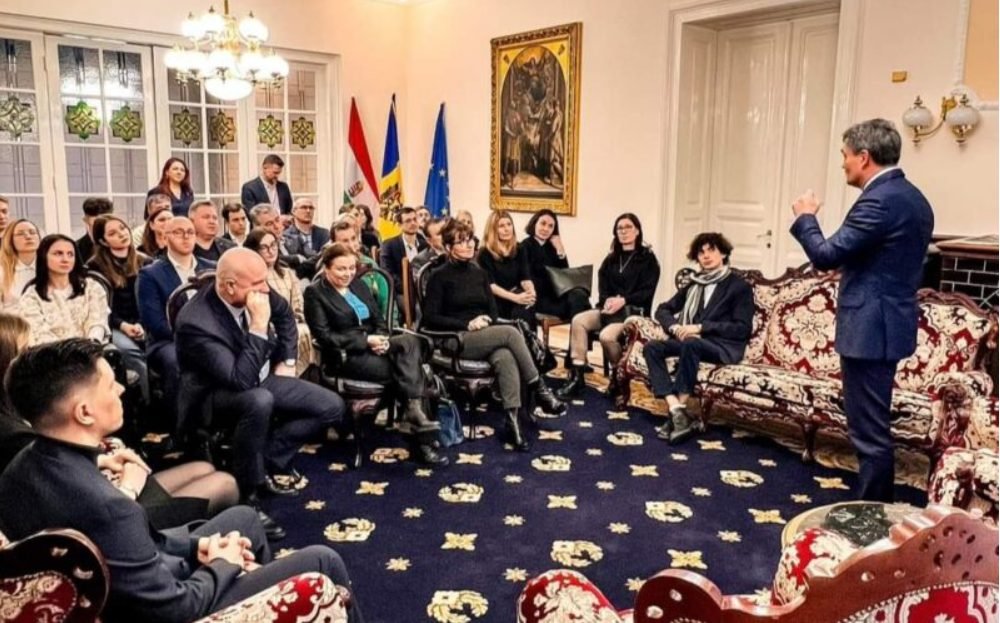 Recean, la întâlnirea cu diaspora moldovenilor din Ungaria: „M-am convins că oamenii noștri, oriunde s-ar afla, sunt interesați de ce se întâmplă acasă”