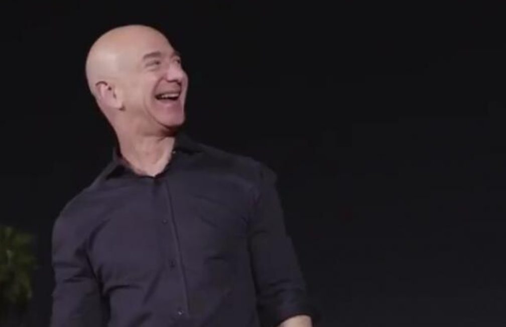jeff bezos coboara pe locul al treilea