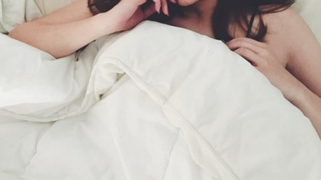 o femeie este nimfomana 1