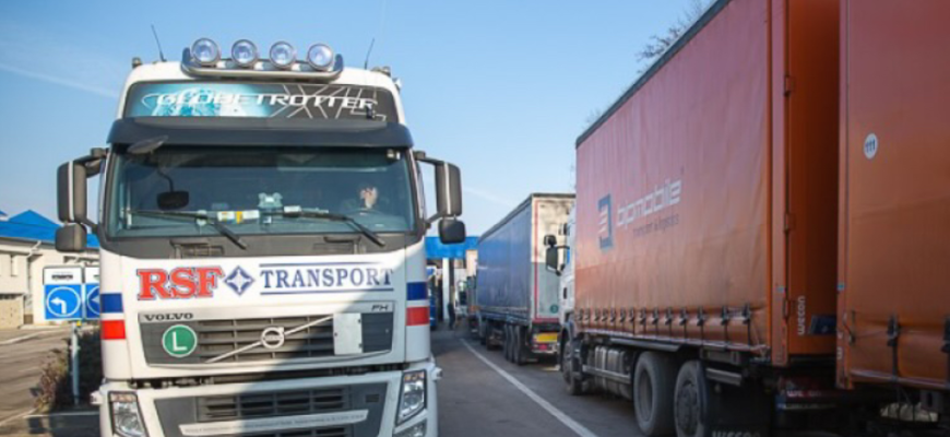 prelungirea suspendarii tuturor taxelor