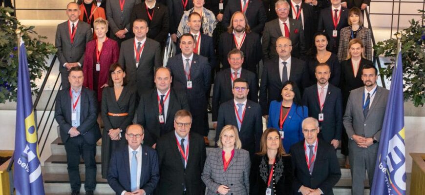 reuniunea presedintilor conferintei