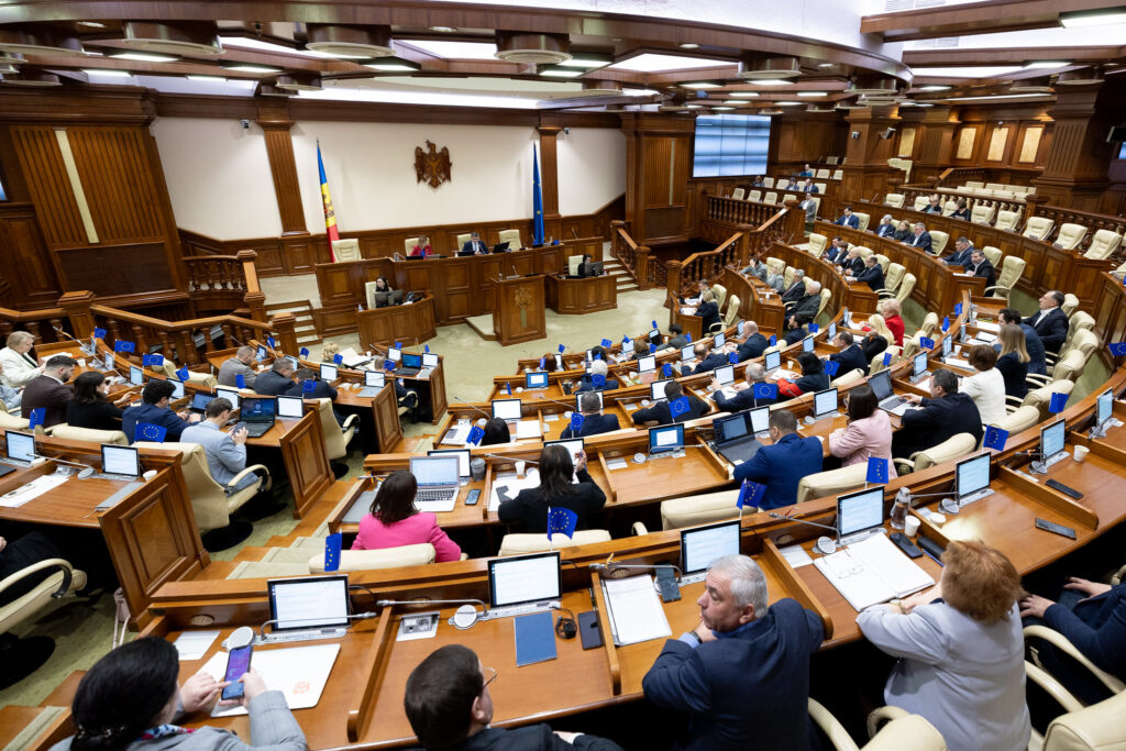 53530312431 3d89f1b465 k 1