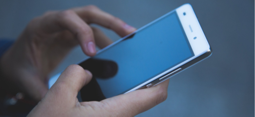 a interzis utilizarea telefoanelor in spatii publice