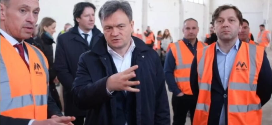 a vizitat compania britanica