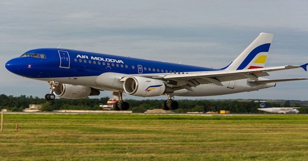 VIDEO// Peste 28 de mii de oameni au rămas fară bani din cauza companiei Air Moldova