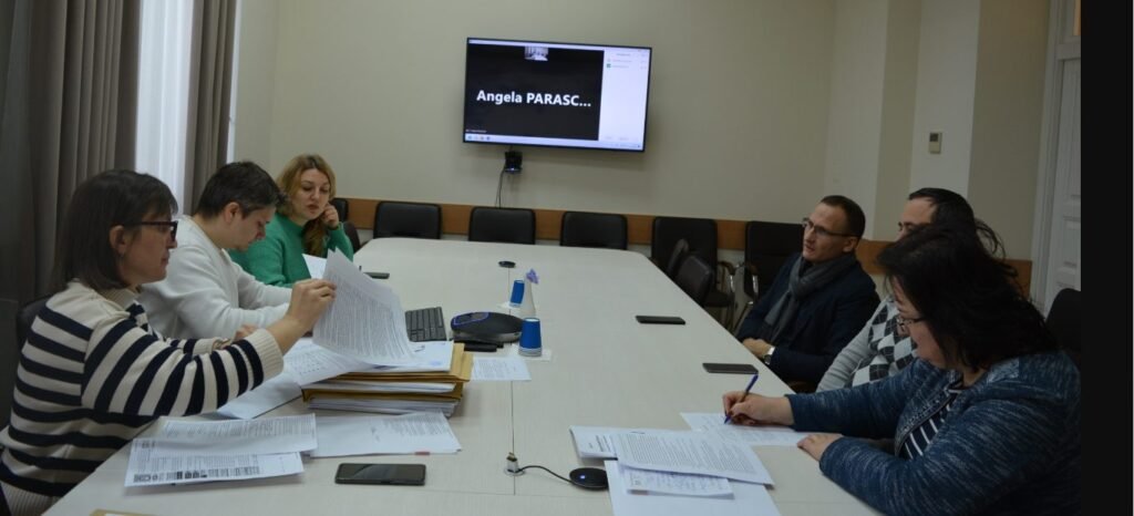 Paisprezece dosare depuse la concursul de proiecte de profilaxie și prevenire a riscurilor de îmbolnăvire 1 Paisprezece dosare depuse la concursul de proiecte de profilaxie și prevenire a riscurilor de îmbolnăvire
