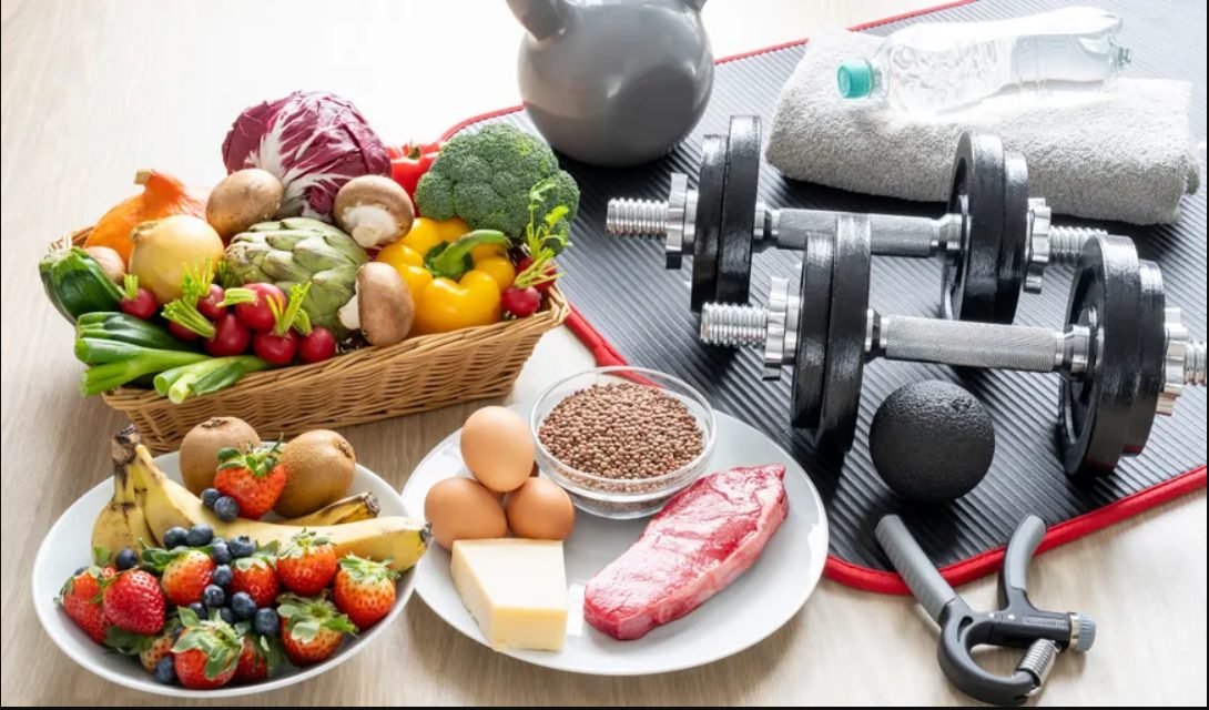 Cum să mănânci ca să slăbești sănătos? De ce nu e bine să ții o dietă fără carbohidrați