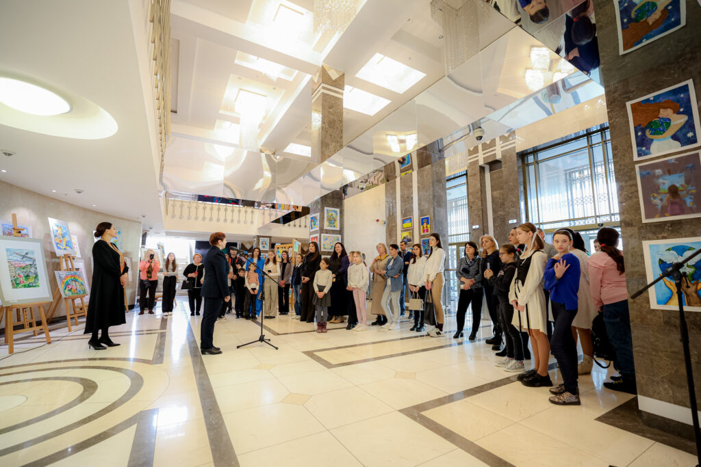 formula pacii in arta copiilor