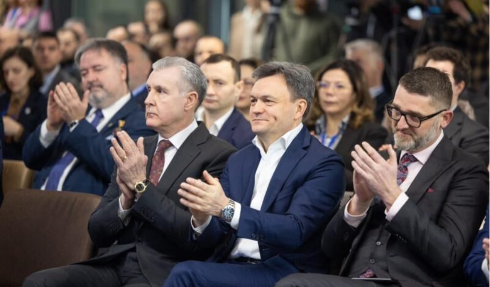 Circa 300 de companii din Republica Moldova, România, Polonia și Italia s-au reunit la cea de-a doua ediție a Forumului Economic de la Chișinău