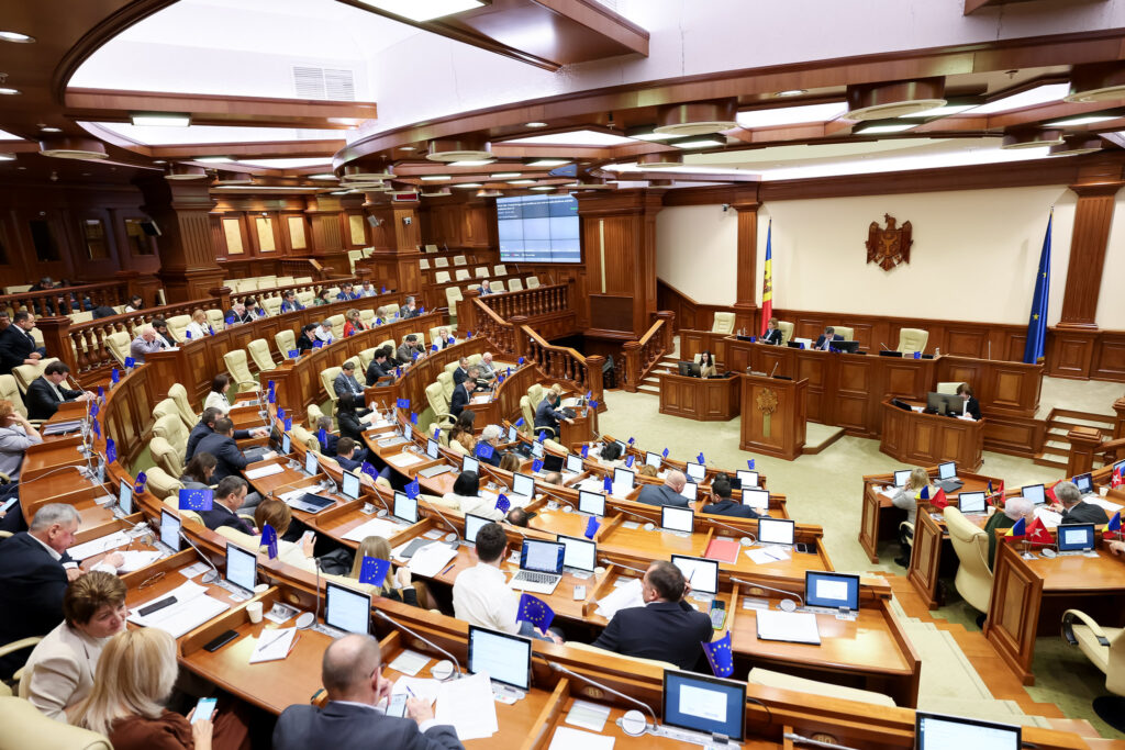parlamentul a aprobat